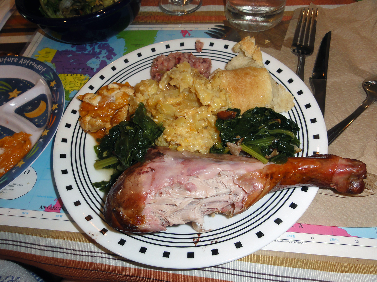 How to mindfully handle being around your family this Thanksgiving